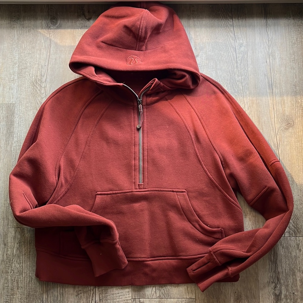 Lululemon Scuba Oversized Half-Zip Hoodie
Date Brown XS/S